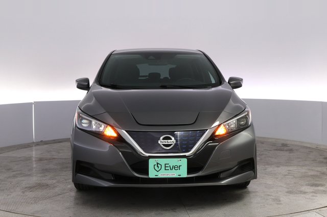 2022 Nissan LEAF — photo 9 of 20