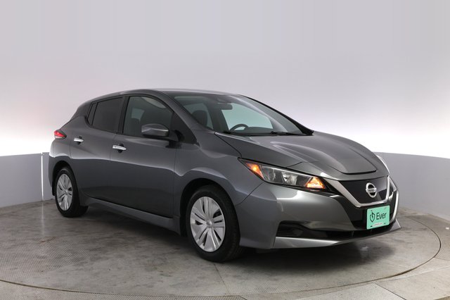 2022 Nissan LEAF — photo 10 of 20