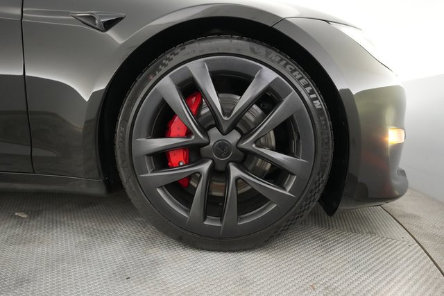 2023 Tesla Model S — photo 16 of 21