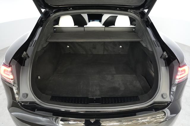 2023 Tesla Model S — photo 6 of 21