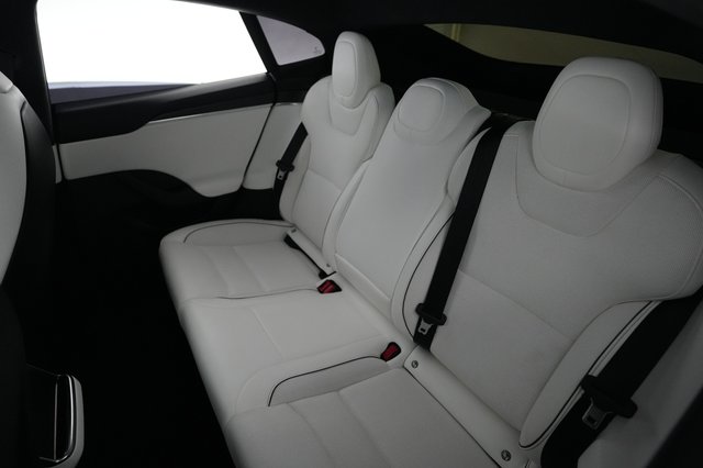 2023 Tesla Model S — photo 19 of 21