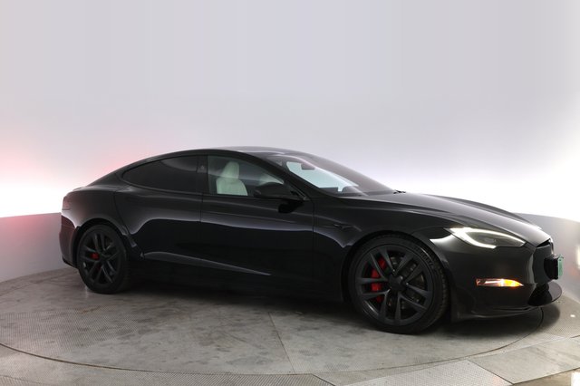 2023 Tesla Model S — photo 11 of 21