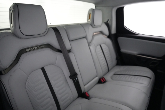2023 Rivian R1T