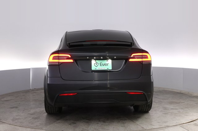 2023 Tesla Model X — photo 12 of 23