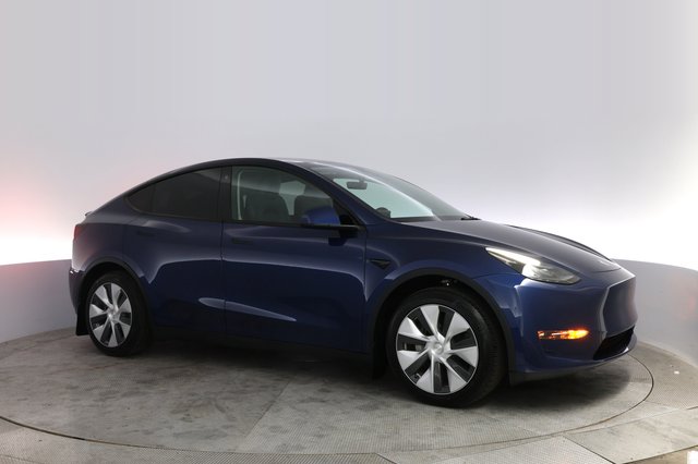 2023 Tesla Model Y — photo 11 of 23