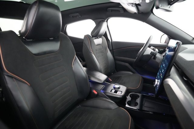 2023 Ford Mustang Mach-E — photo 18 of 21