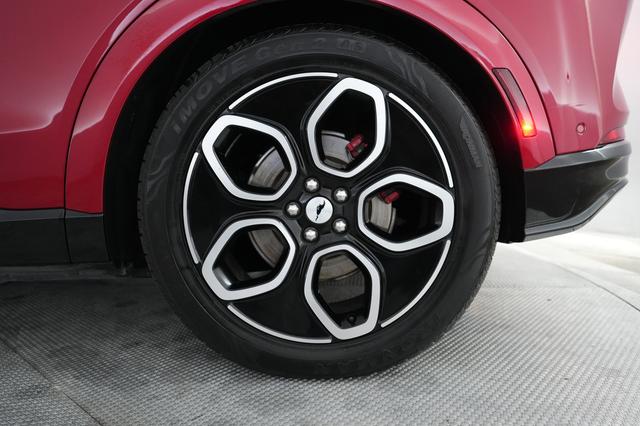 2023 Ford Mustang Mach-E — photo 7 of 21