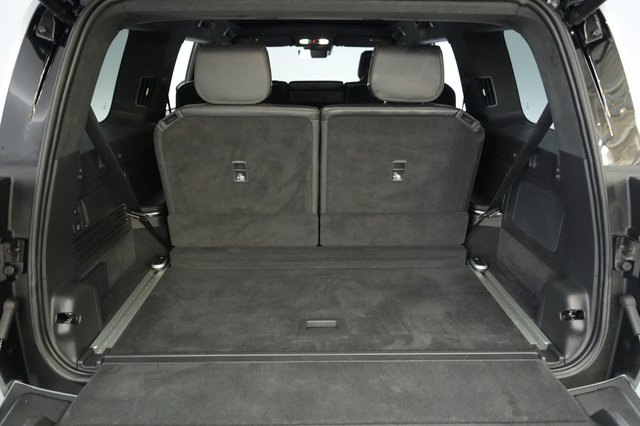 2024 Rivian R1S — photo 6 of 25