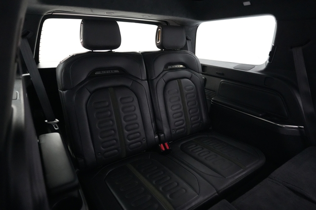 2024 Rivian R1S