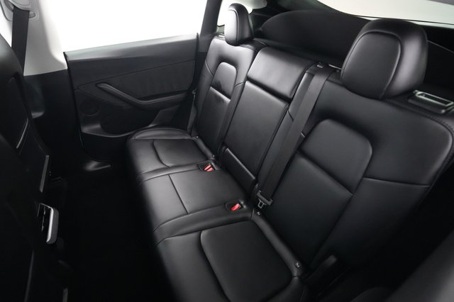 2024 Tesla Model Y — photo 19 of 22