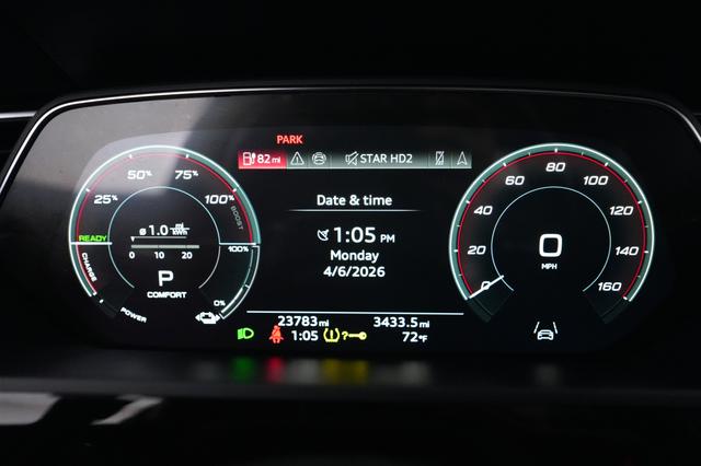 2024 Audi SQ8 e-tron — photo 5 of 22