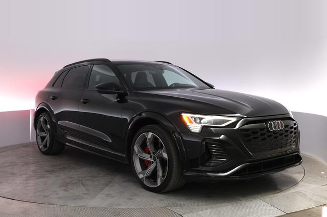 2024 Audi SQ8 e-tron — photo 10 of 22