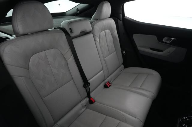 2024 Polestar 2 — photo 4 of 21