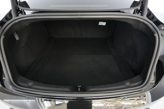 2025 Tesla Model 3 — photo 6 of 21