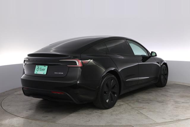2025 Tesla Model 3 — photo 2 of 21