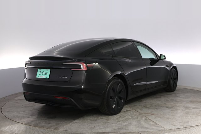 2025 Tesla Model 3 — photo 2 of 21