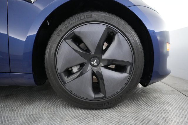 2019 Tesla Model 3 — photo 15 of 21