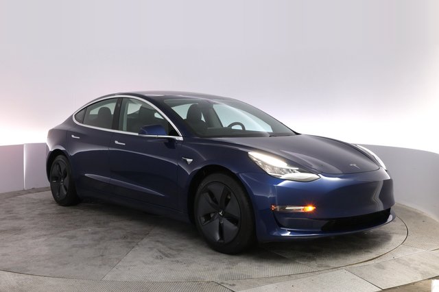2019 Tesla Model 3 — photo 10 of 21