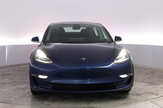 2019 Tesla Model 3 — photo 9 of 21
