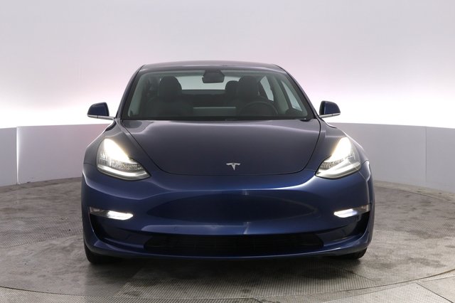 2019 Tesla Model 3 — photo 9 of 21