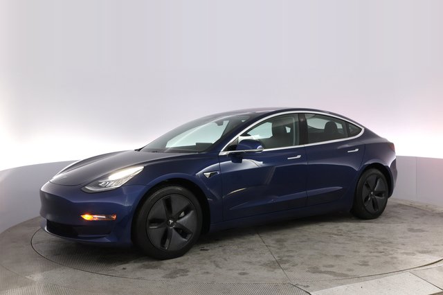 2019 Tesla Model 3 — photo 14 of 21