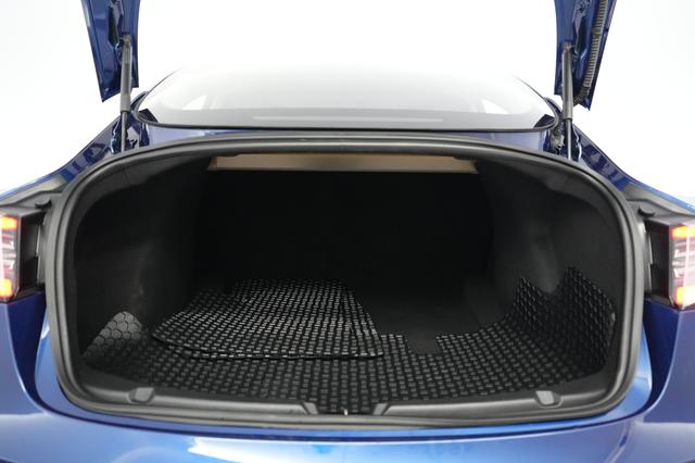 2019 Tesla Model 3 — photo 6 of 21