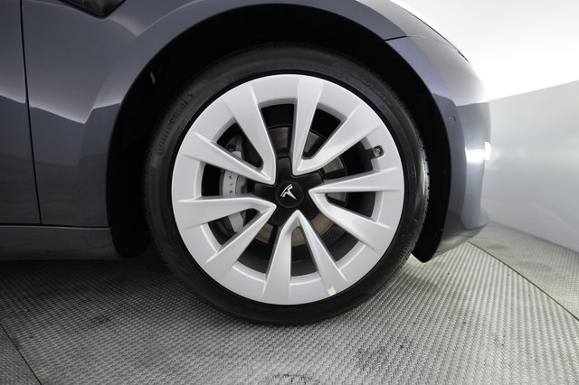 2022 Tesla Model 3 — photo 16 of 21