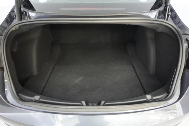 2022 Tesla Model 3 — photo 6 of 21