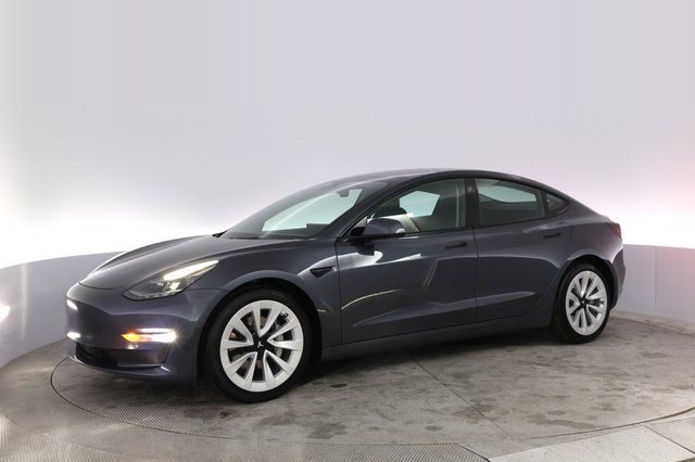 2022 Tesla Model 3 — photo 14 of 21