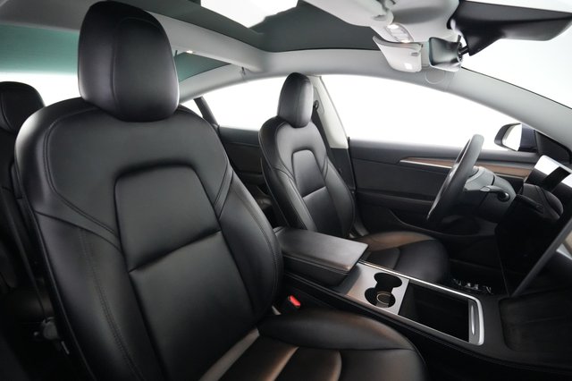 2022 Tesla Model 3 — photo 18 of 21