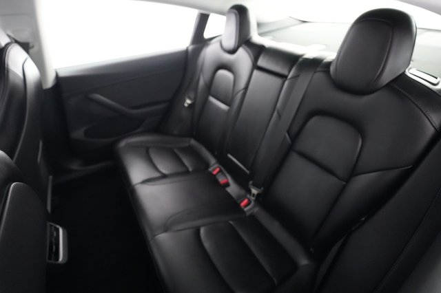 2022 Tesla Model 3 — photo 19 of 21