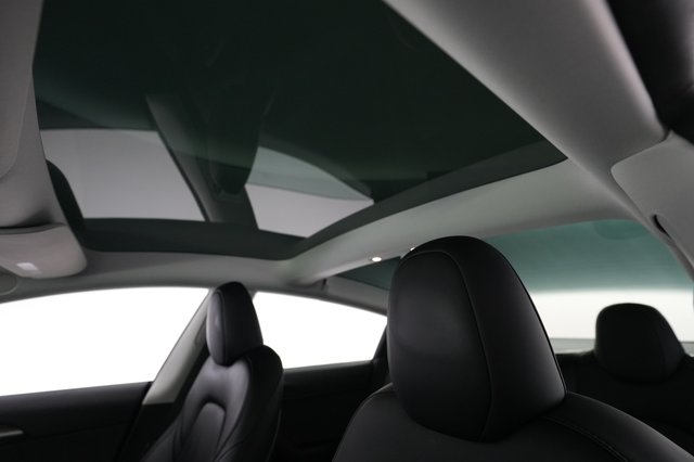 2023 Tesla Model 3 — photo 20 of 22