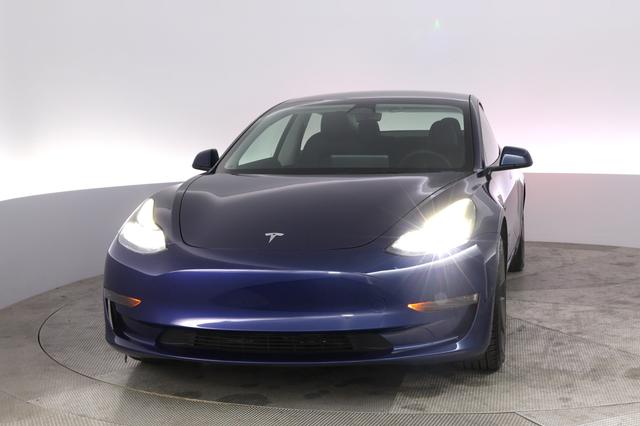 2023 Tesla Model 3 — photo 9 of 22