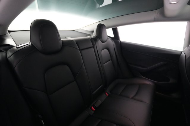 2023 Tesla Model 3 — photo 4 of 22