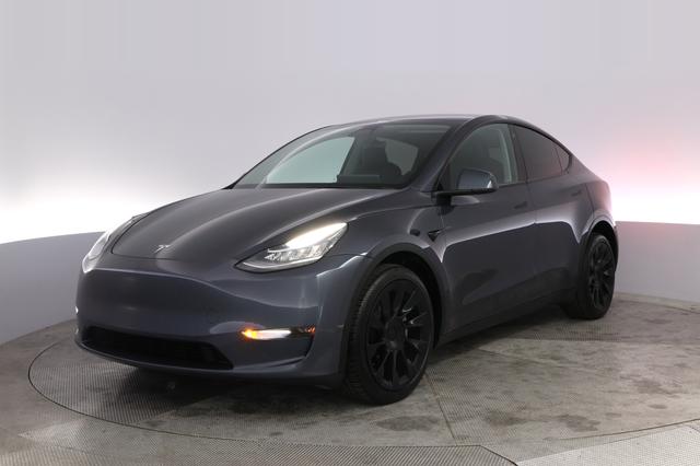 2023 Tesla Model Y — VIN 7SAYGDEEXPA073477