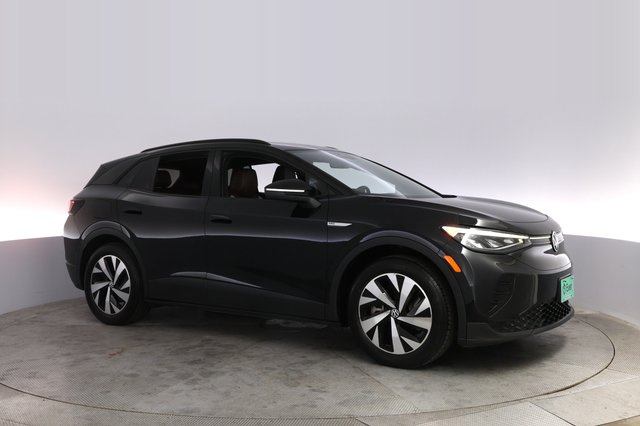 2023 Volkswagen ID.4 — photo 11 of 20
