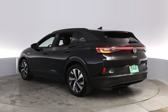 2023 Volkswagen ID.4 — photo 13 of 20