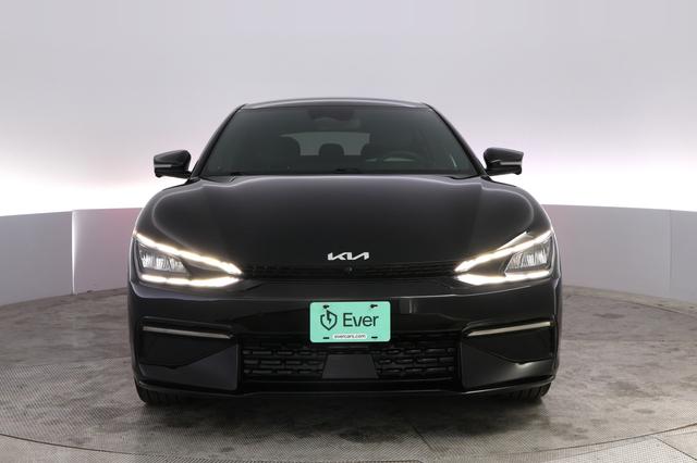 2024 Kia EV6 — photo 9 of 21