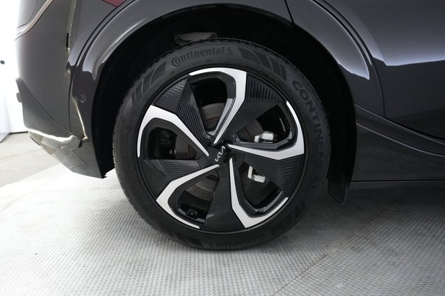 2024 Kia EV6 — photo 17 of 21