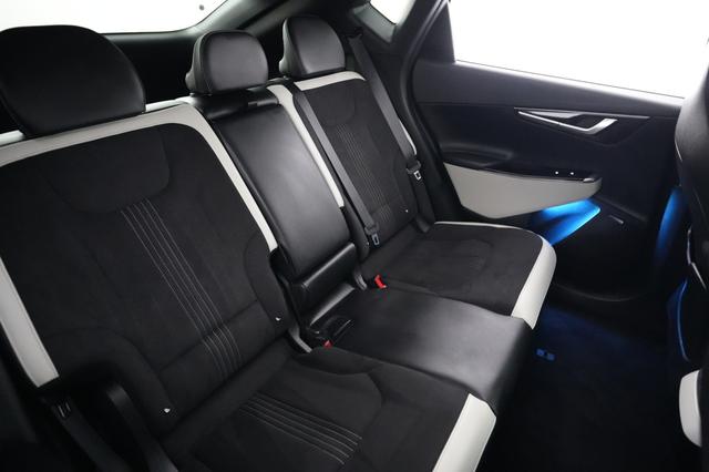 2024 Kia EV6 — photo 4 of 21