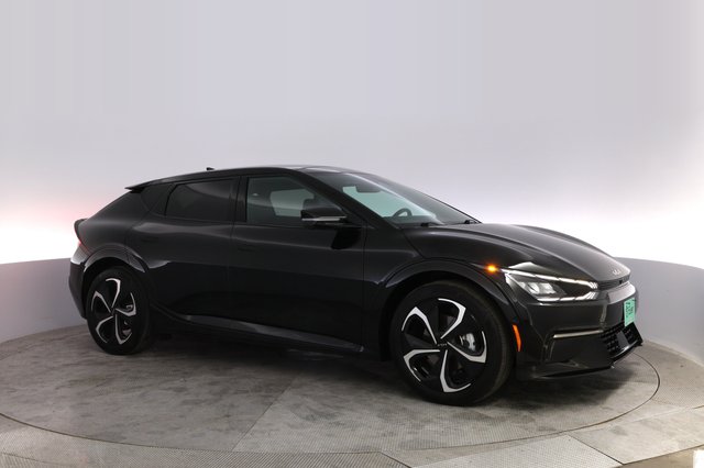 2024 Kia EV6 — photo 11 of 21