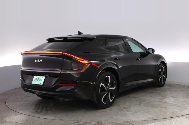 2024 Kia EV6 — photo 2 of 21