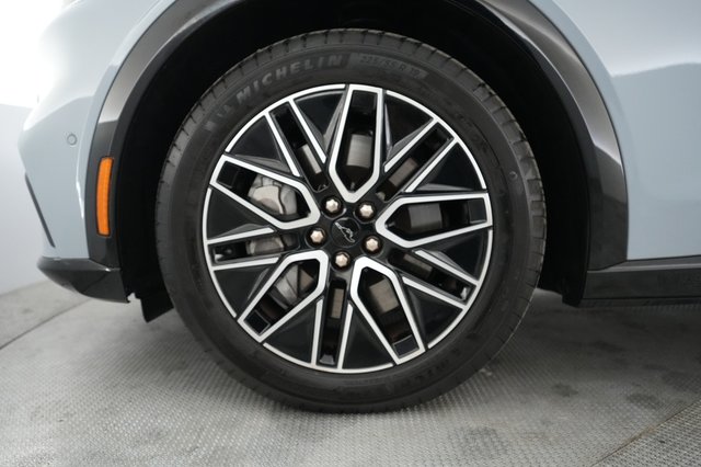 2024 Ford Mustang Mach-E — photo 17 of 21