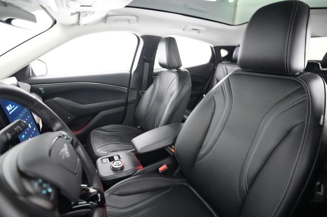 2024 Ford Mustang Mach-E — photo 3 of 21