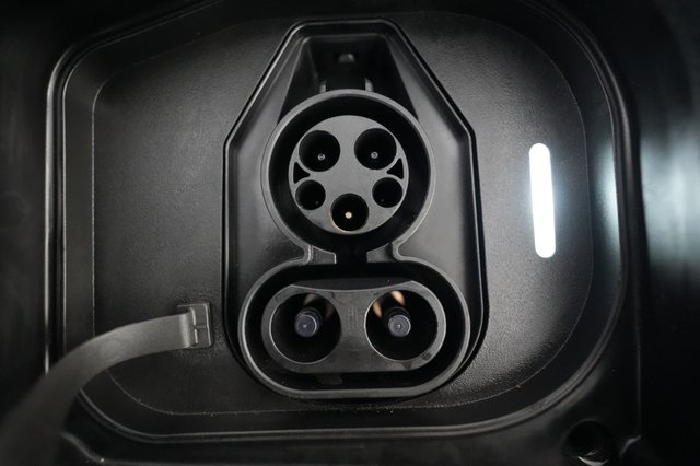 2025 Polestar 3 — photo 8 of 21