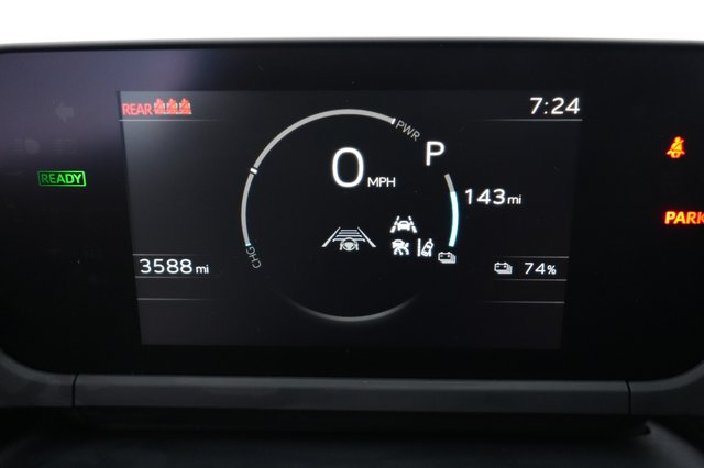 2025 Toyota bZ4X — photo 5 of 20