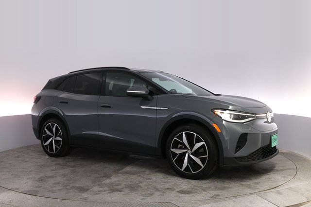 2023 Volkswagen ID.4 — photo 11 of 23