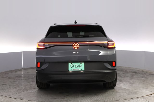 2023 Volkswagen ID.4 — photo 12 of 23