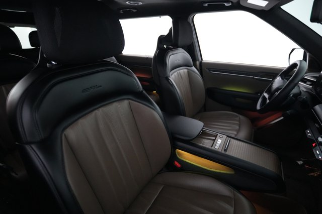 2024 Kia EV9 — photo 18 of 23