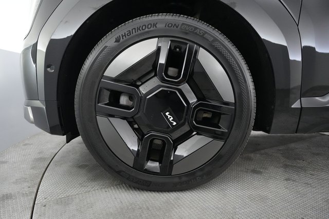 2024 Kia EV9 — photo 15 of 23